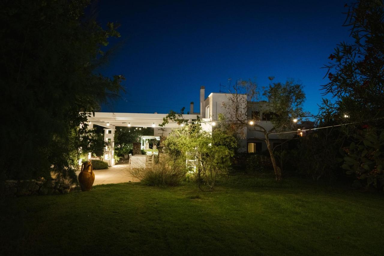 Prestigiosa Villa Con Piscina Condominiale Монополи Экстерьер фото
